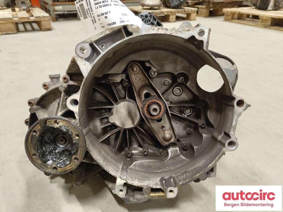Girkasse manuell 6-trinn til Škoda Octavia 2009-2013 (Type II, Fase 2)  (SKODA|0AJ 300 040 R|0AJ 300 042 T|)