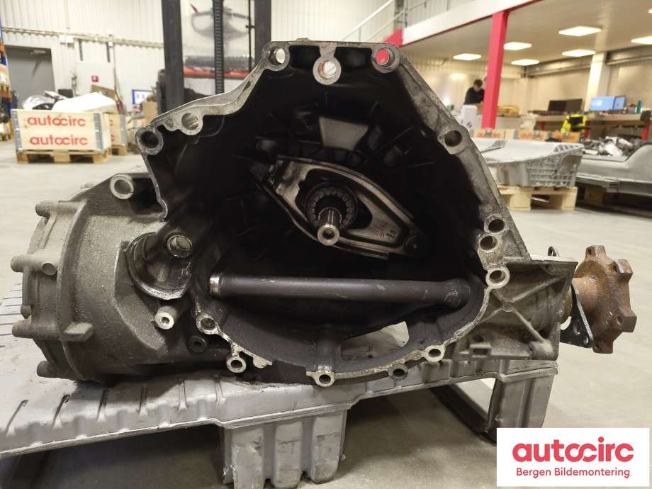 Girkasse manuell 6-trinn til Audi A5 2007-2016 (Type I)  (AUDI|0B1 300 027 X||JJF)