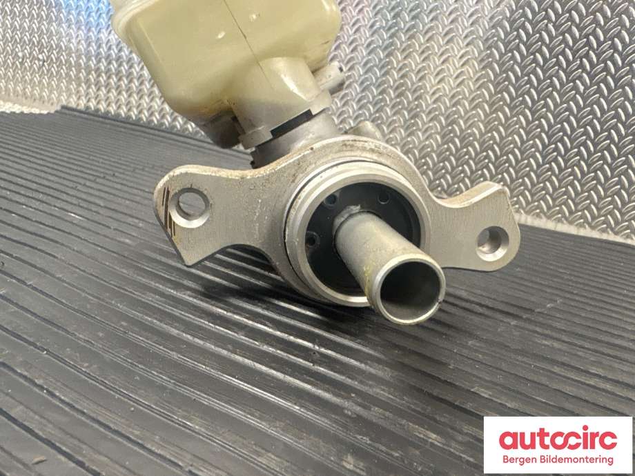 Bremsepumpe hoved til Subaru Legacy 2007-2009 (Type IV, Fase 2)  (SUBARU|26401AG030|)