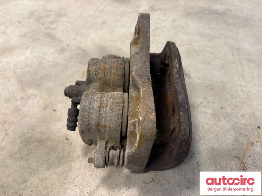 Bremsecaliper høyre foran til Subaru Legacy 2007-2009 (Type IV, Fase 2) (SUBARU|26292SA001|)