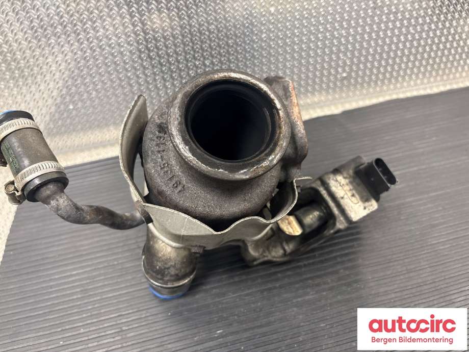 Turbo til BMW 5-Serie 2003-2010 (E60/E61) (E60/E61) (BMW|11 65 8 506 892|)
