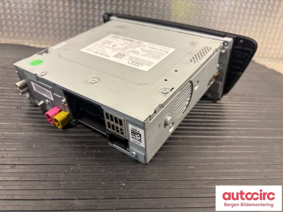 Bilstereo til Audi Q3 2011-2014 (Type I, Fase 1)  (AUDI|8U0 035 182 GX|8U0 035 182 G|)