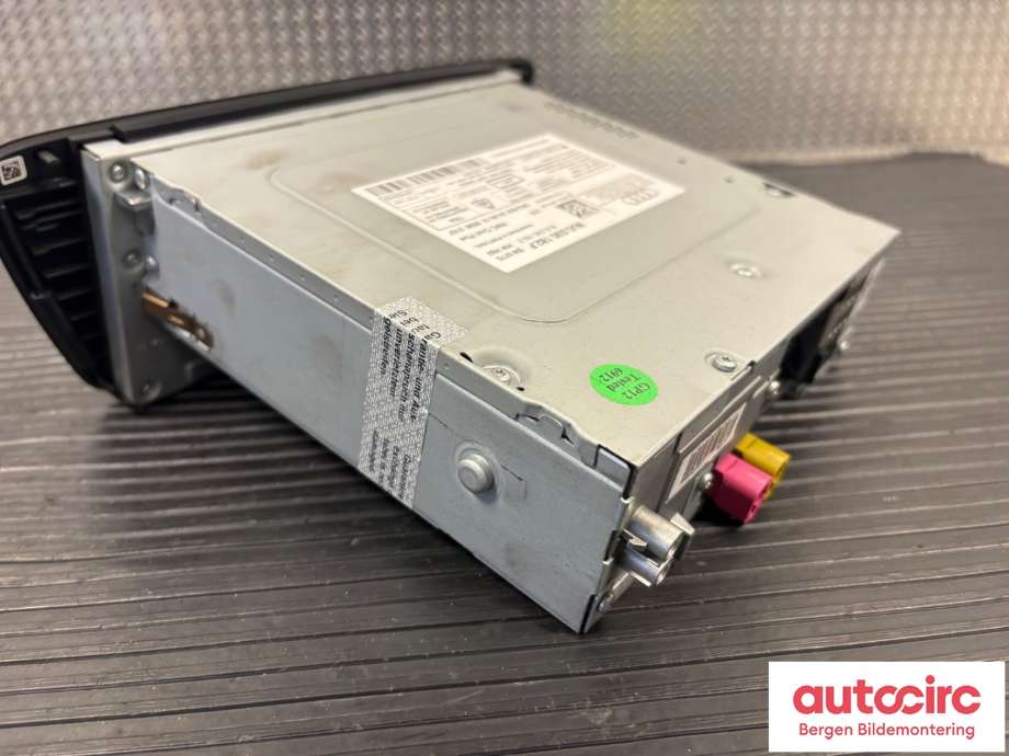 Bilstereo til Audi Q3 2011-2014 (Type I, Fase 1)  (AUDI|8U0 035 182 GX|8U0 035 182 G|)