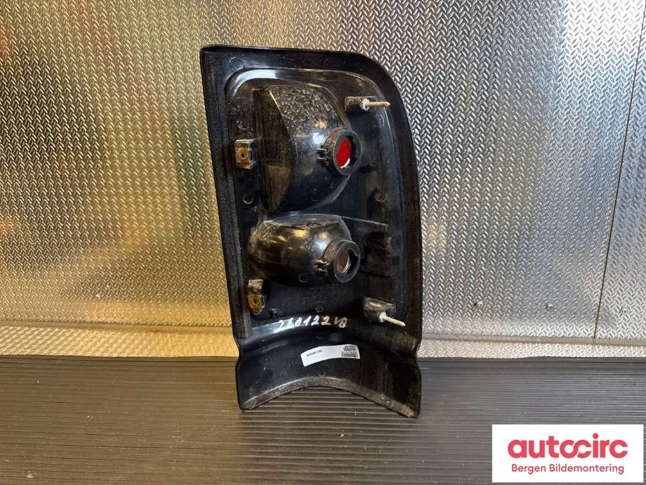Baklykt venstre til Dodge Ram 1994-2002 (Type II) (DODGE|5EK45 PGSAC|)