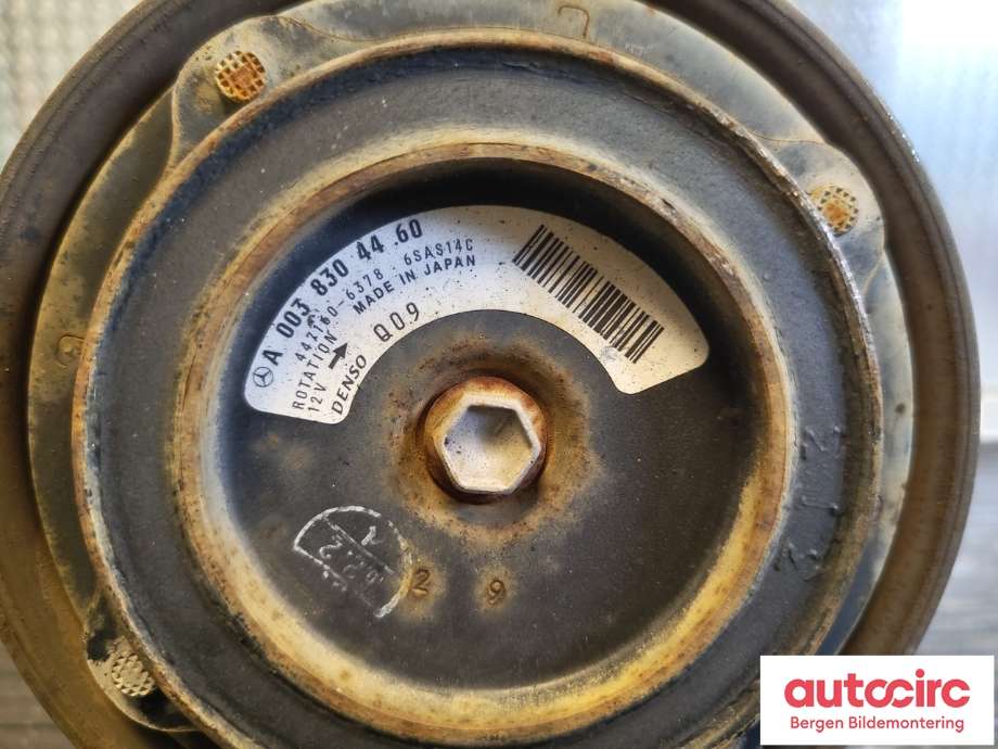 Aircondition kompressor til Mercedes CLA 2013-2019 (C117) (C117) (MERCEDES|A 003 830 44 60|A 000 830 35 02|)