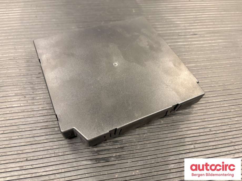 Styreenhet comfort (BCM) til Audi Q3 2011-2014 (Type I, Fase 1)  (AUDI|8X0 907 063 R|8X0 907 063 N|)