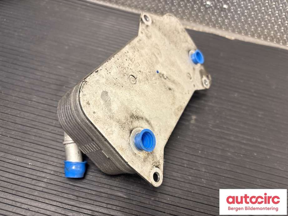 Oljekjøler til Audi Q3 2011-2014 (Type I, Fase 1)  (AUDI|0BH 317 019|)