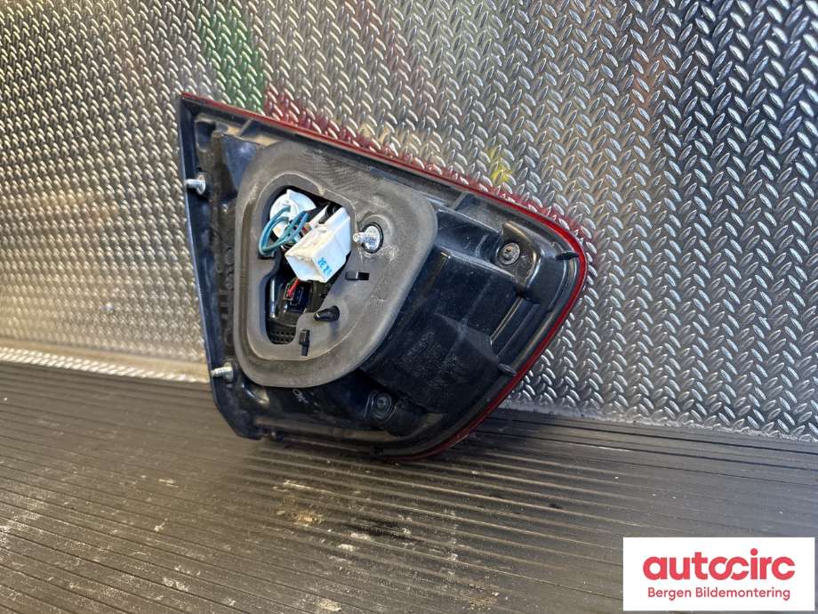 Baklykt høyre indre til Kia Rio 2011-2017 Type III (KIA|92404 1W260|)