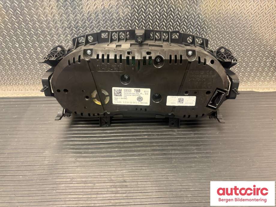 Speedometer til VW e-Golf 2017-2020 (Fase 2)  (VOLKSWAGEN|5GE 920 755 B|)