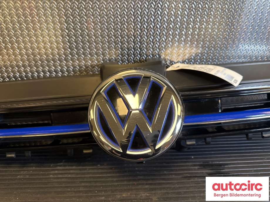 Grill til VW e-Golf 2014-2017 (Fase 1)  (VOLKSWAGEN|5GE 853 651 F|)