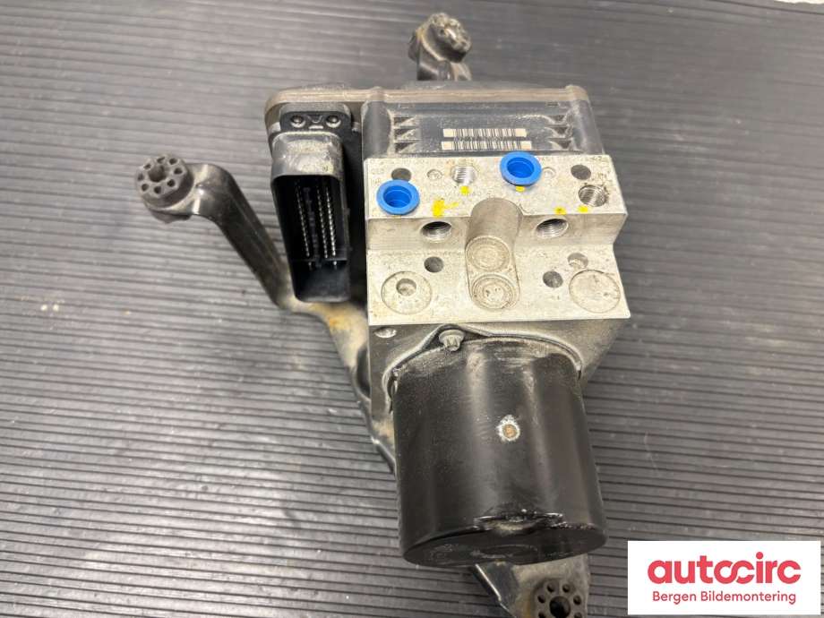 ABS sentral til BMW X5 2007-2013 (E70) (E70) (BMW|34 51 6 865 025|)
