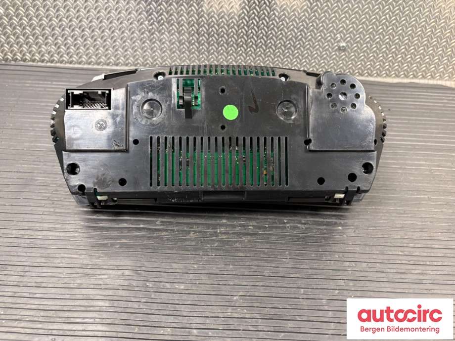 Speedometer til BMW X5 2007-2013 (E70) (E70) (BMW|62 10 9 236 818|)