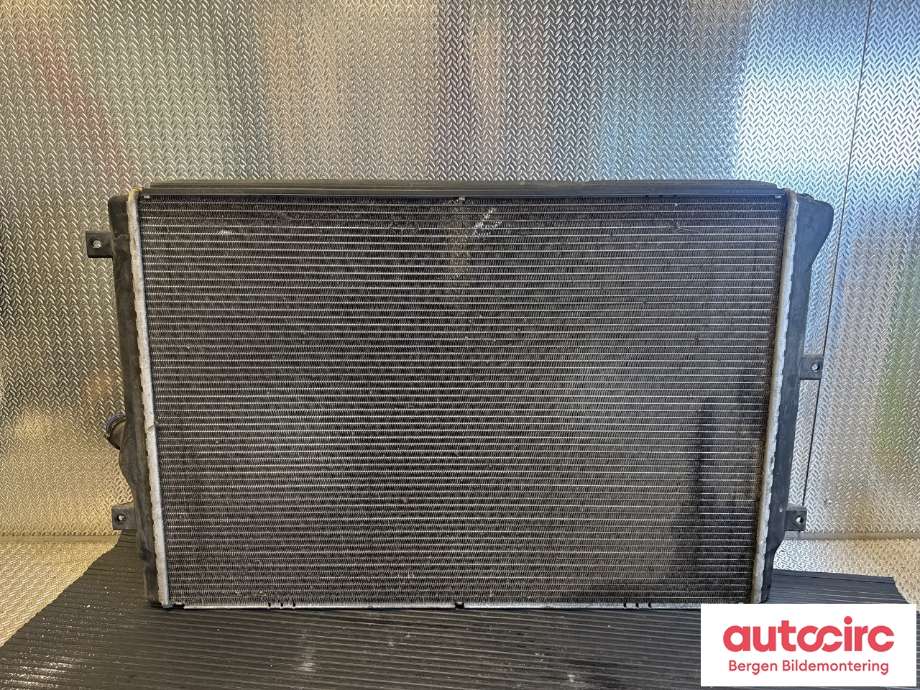 Radiator (automat gir) til Škoda Superb 2008-2015 (Type II)  (SKODA|1K0 121 251 AB|1K0 121 251 DM|)