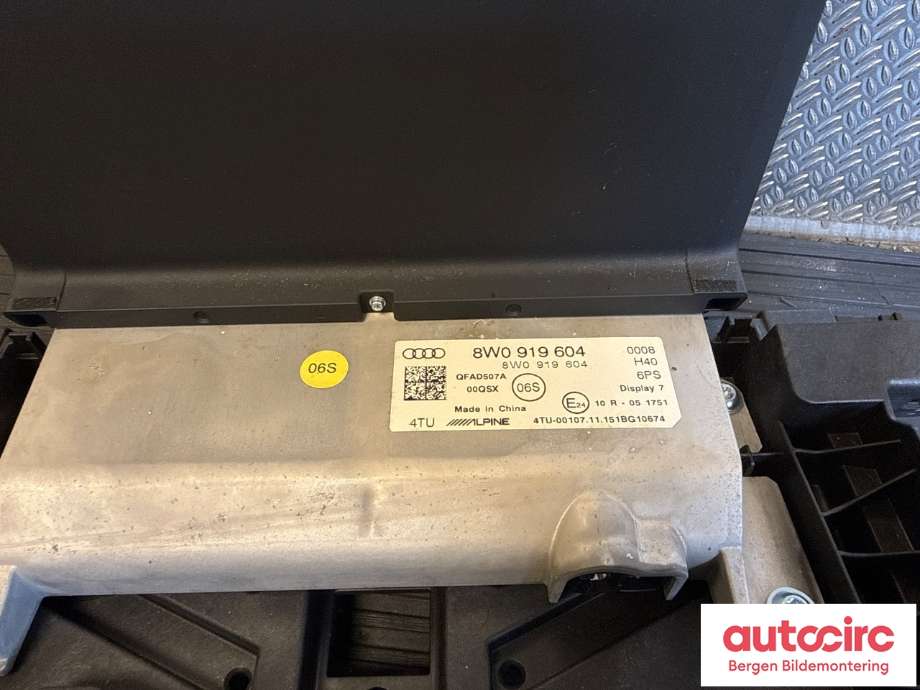 Instrument kjørecomputer til Audi A4 2015-2019 (Type V, Fase 1) (B9) (B9) (AUDI|8W0 919 604 A|)