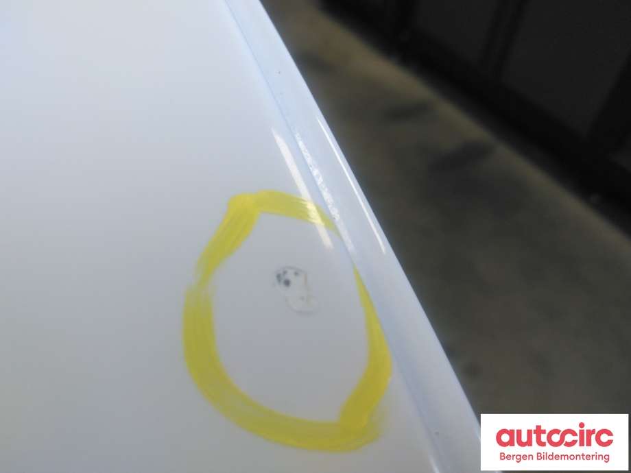 Dør høyre bak til BMW 3-Serie 2005-2011 (E90/E91/E92/E93) (E90/E91/E92/E93) (BMW|41 00 7 203 648|)