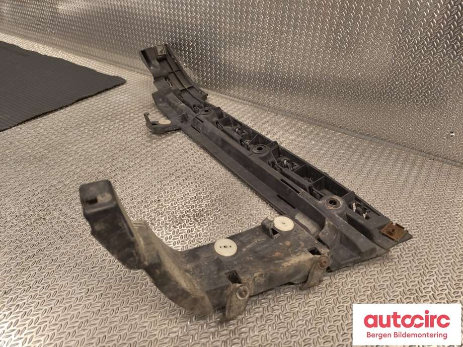 Diverse deler til Land Rover Range Rover 2013-->> (Type IV)  (LAND-ROVER|LR076517|CK5217A882AE|)