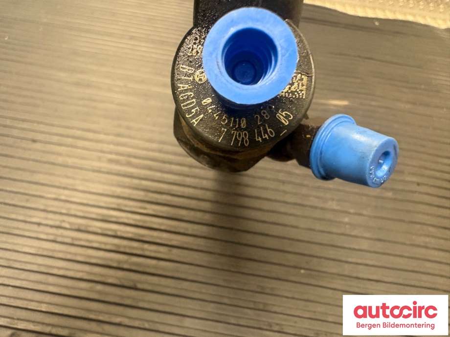 Dyse innsprøyting diesel til BMW 3-Serie 2005-2011 (E90/E91/E92/E93) (E90/E91/E92/E93) (BMW|13 53 7 798 446|)