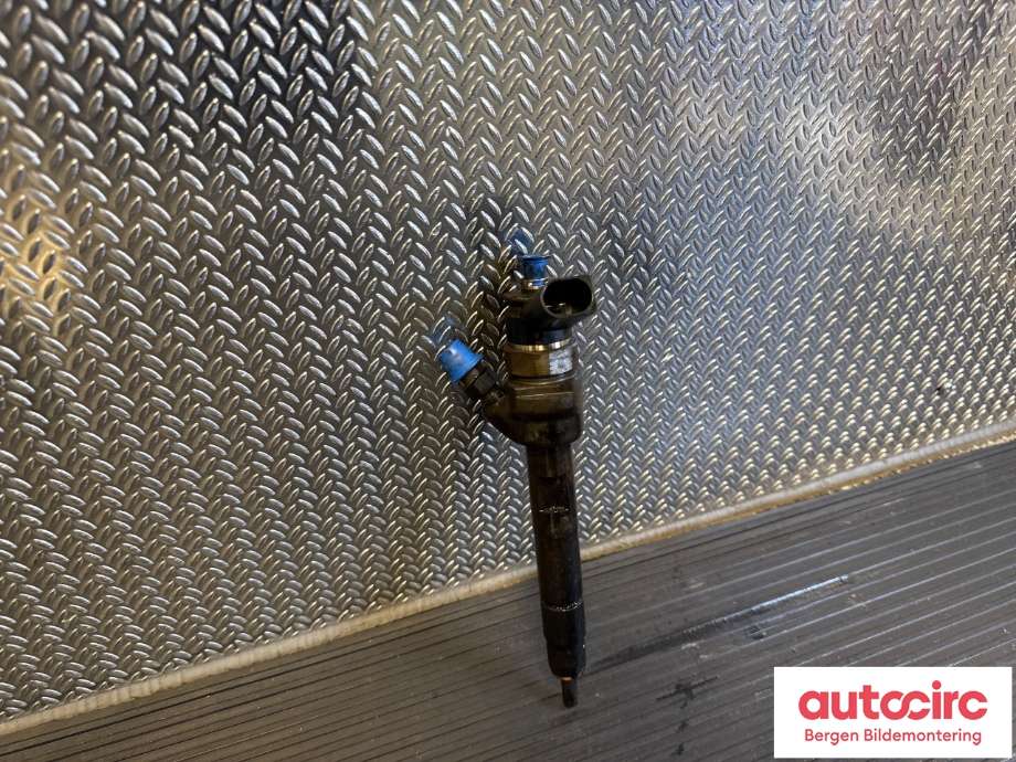 Dyse innsprøyting diesel til BMW 1-Serie 2011-2015 (Fase 1) (F20/F21) (F20/F21) (BMW|13 53 7 798 446|13 53 7 812 881|)