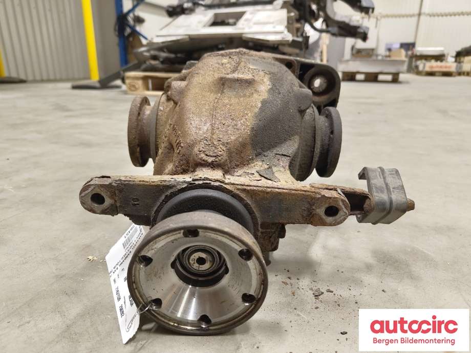 Kardang klokke bak til BMW 5-Serie 2003-2010 (E60/E61) (E60/E61) (BMW|33 10 7 560 592|)
