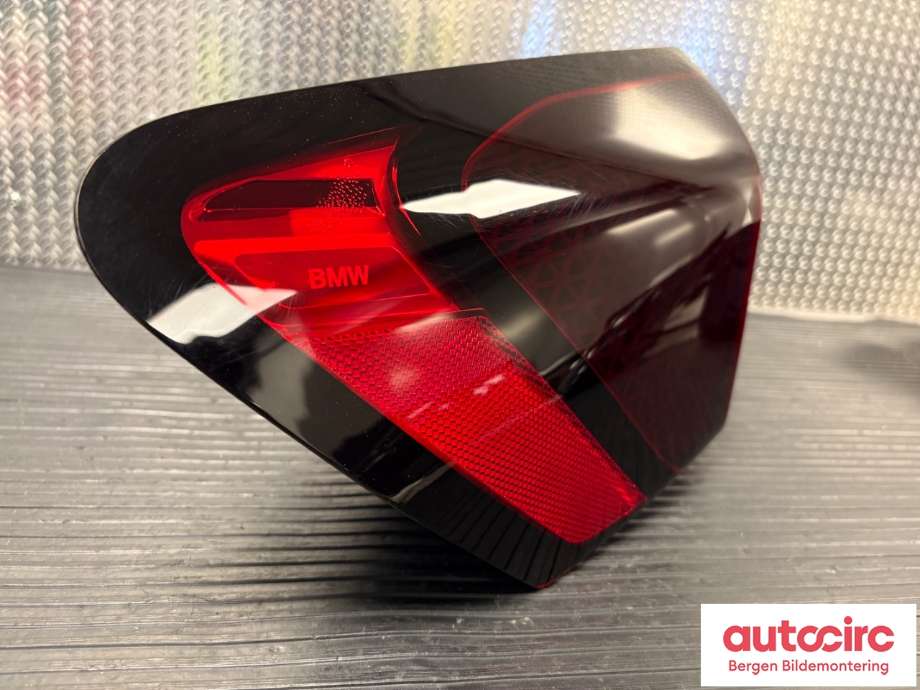 Baklykt venstre til BMW iX 2021-->> (I20) (I20) (BMW|63 21 9 465 351|)