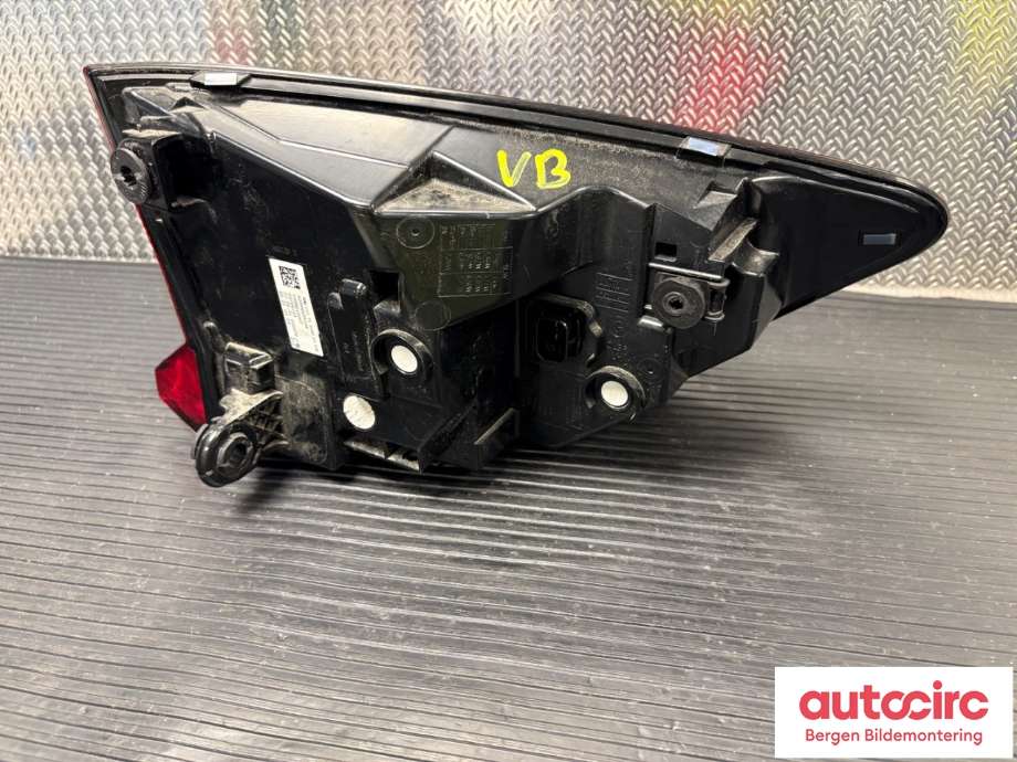 Baklykt venstre til BMW iX 2021-->> (I20) (I20) (BMW|63 21 9 465 351|)