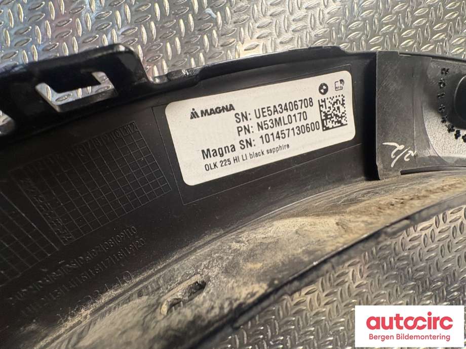 Hjulbuelist venstre bak til BMW iX 2021-->> (I20) (I20) (BMW|51 17 5 A4F FF1|)