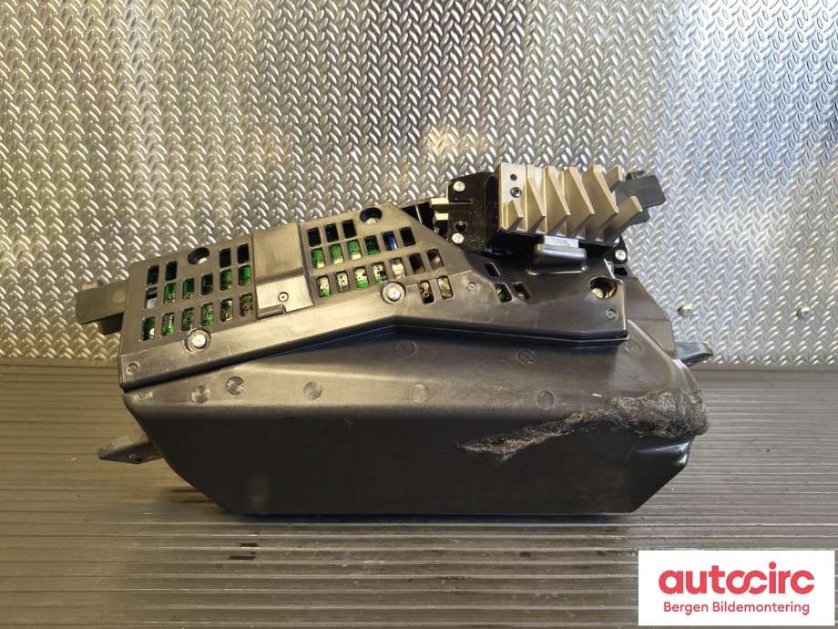 Speedometer til Land Rover Range Rover 2013-->> (Type IV) (LAND-ROVER|LR114148|JK5219G468BH|LR113841)
