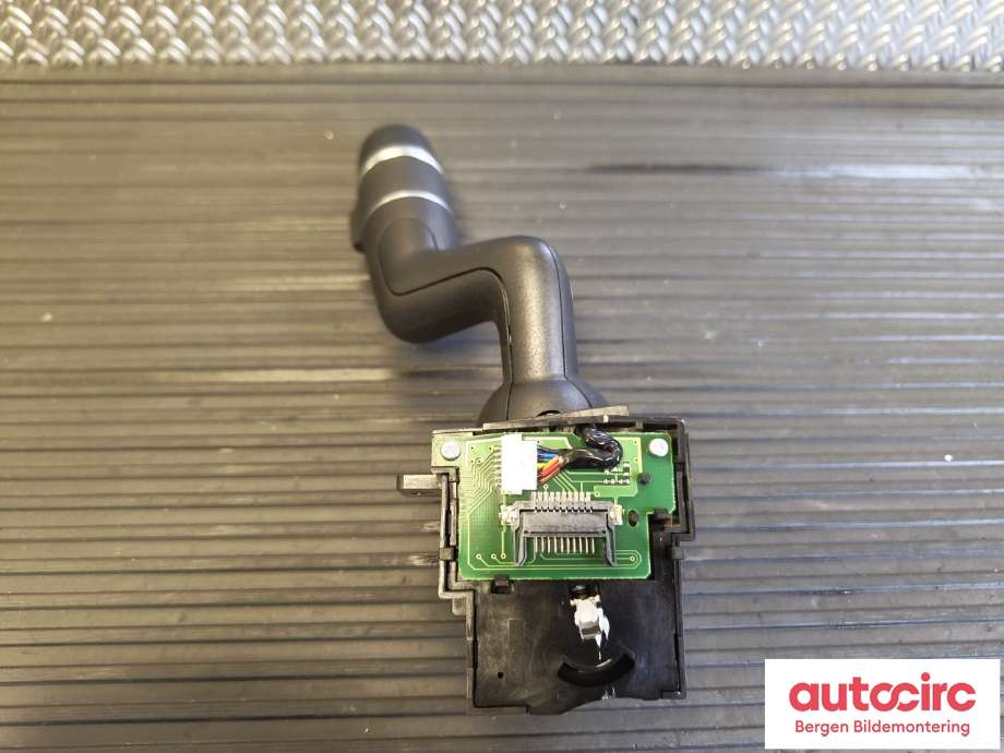Bryter blink til Land Rover Range Rover 2013-->> (Type IV)  (LAND-ROVER|LR125095|BJ323F972DC|)