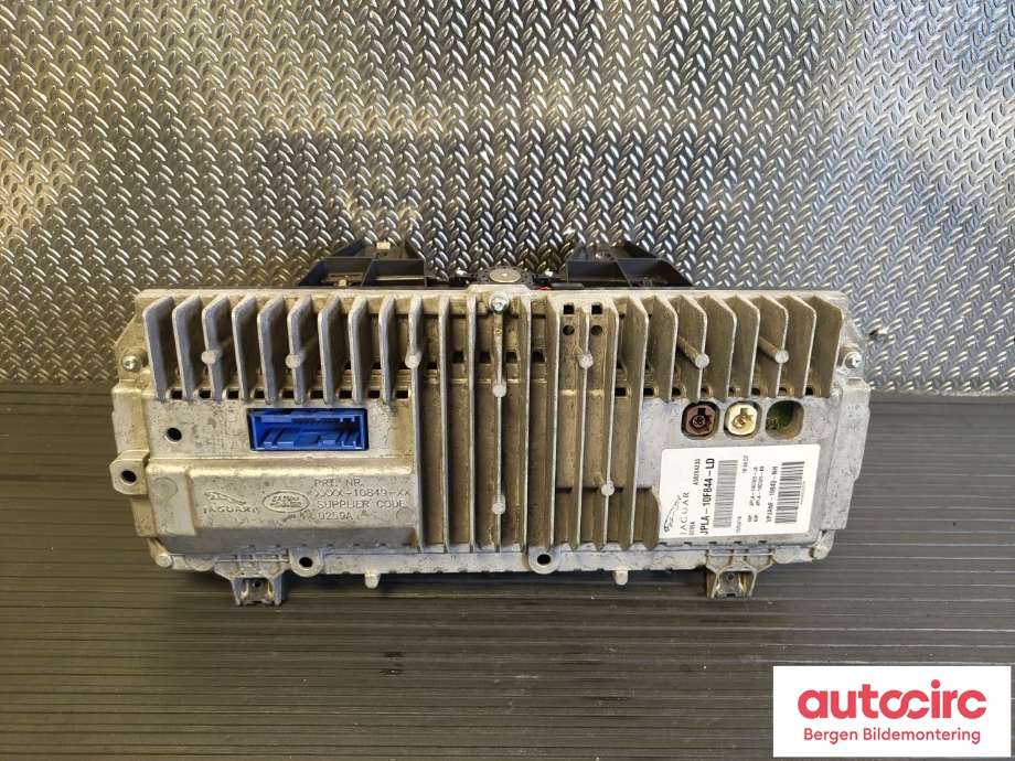 Instrumentpanel til Land Rover Range Rover 2013-->> (Type IV)  (LAND-ROVER|LR107441|JPLA10F844LE|LR166292)
