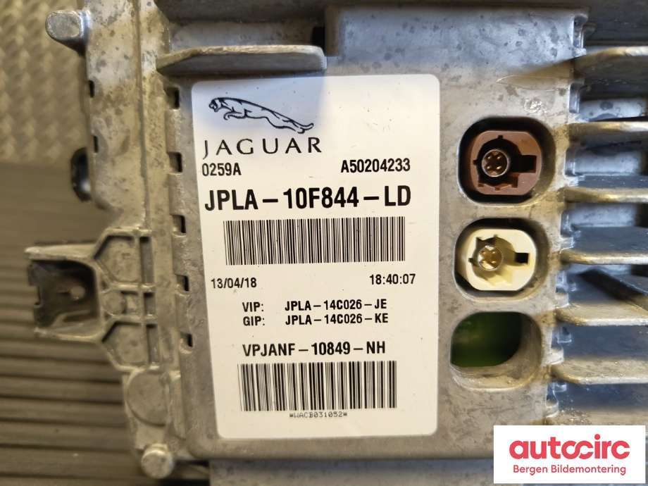 Instrumentpanel til Land Rover Range Rover 2013-->> (Type IV)  (LAND-ROVER|LR107441|JPLA10F844LE|LR166292)