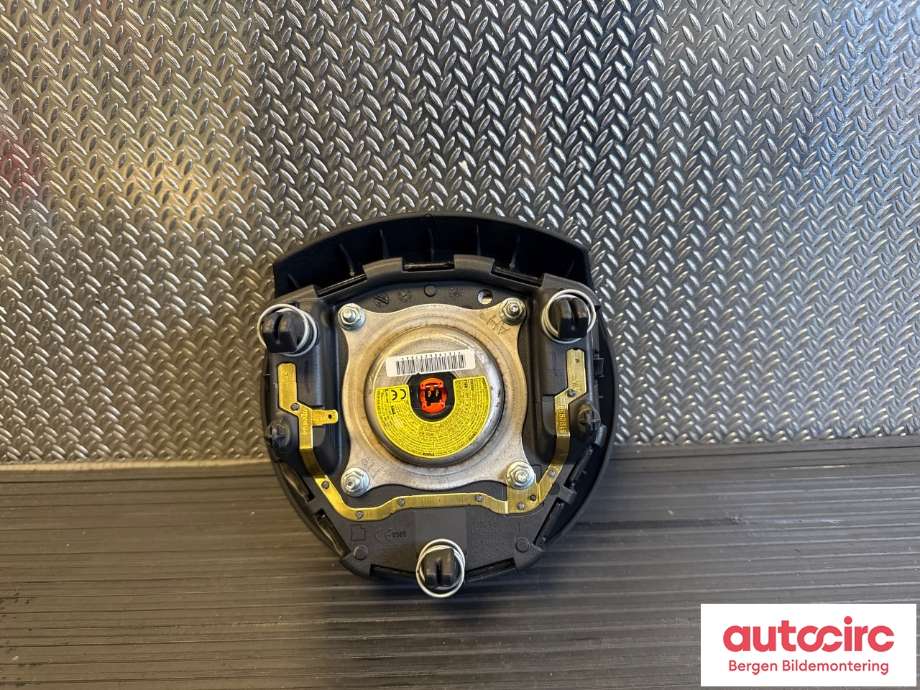 Airbag rattpute til Toyota Yaris 2014-2020 (Type III, Fase 2)  (TOYOTA|451300D630C1|451300D350C2|)