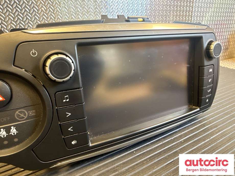 Bilstereo til Toyota Yaris 2014-2020 (Type III, Fase 2)  (TOYOTA|861400D230|)