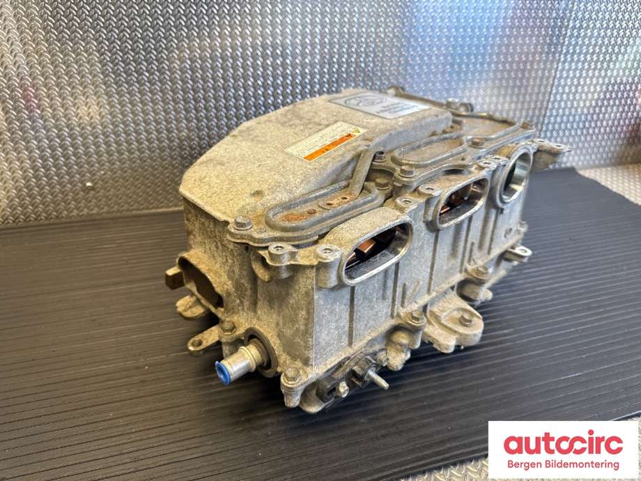 Inverter hybrid til Toyota Yaris 2014-2020 (Type III, Fase 2)  (TOYOTA|G920059086|G920059045|)