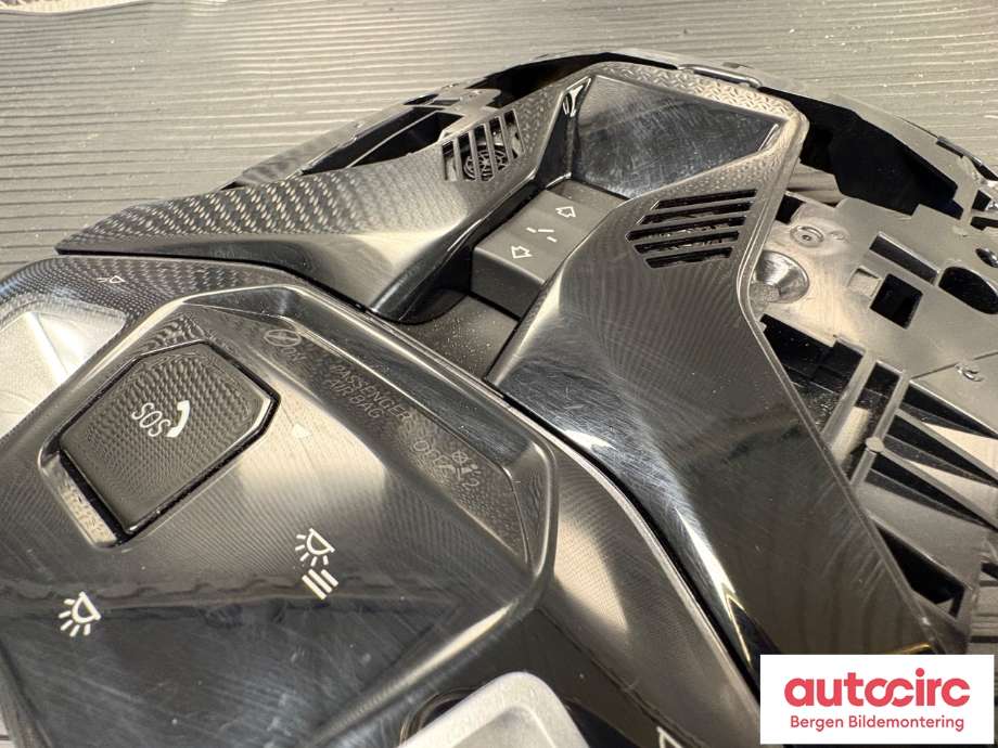 Tak konsoll til BMW iX 2021-->> (I20) (I20) (BMW|63 31 5 A9B 4B9|)