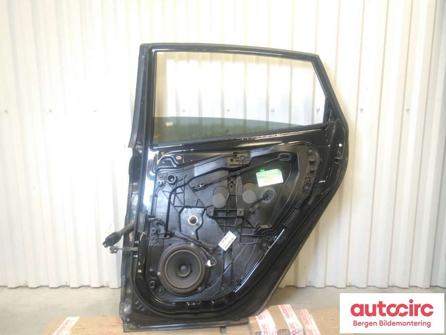 Dør høyre bak til Ford Fiesta 2008-2012 (Type VI, Fase 1)  (FORD|1692501|P8A61-A24630-KA|)