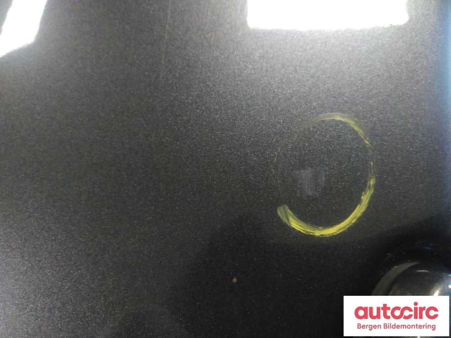 Dør høyre bak til BMW 3-Serie 2005-2011 (E90/E91/E92/E93) (E90/E91/E92/E93) (BMW|41 00 9 628 752|)