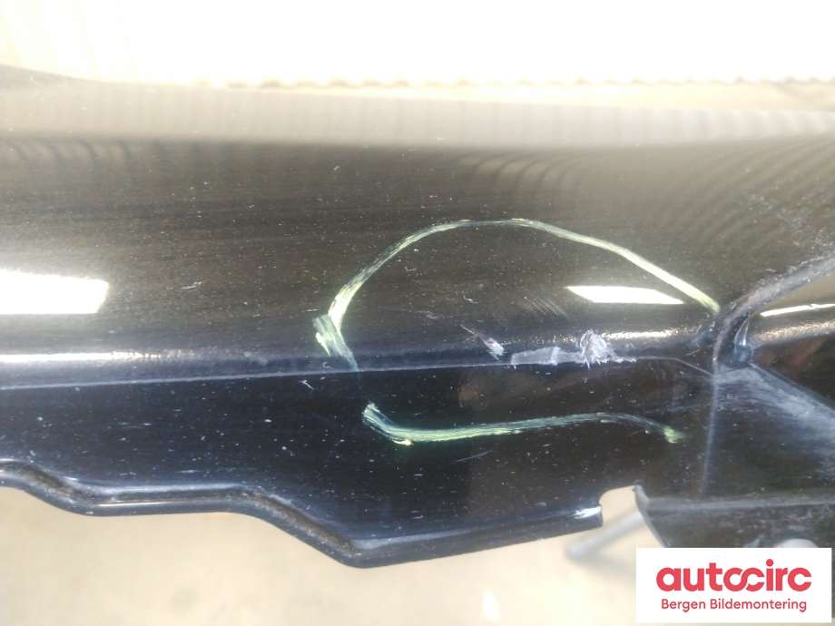 Kanalskjørt høyre til BMW iX 2021-->> (I20) (I20) (BMW|51 17 5 A4F FE6|51 12 9 881 952|)