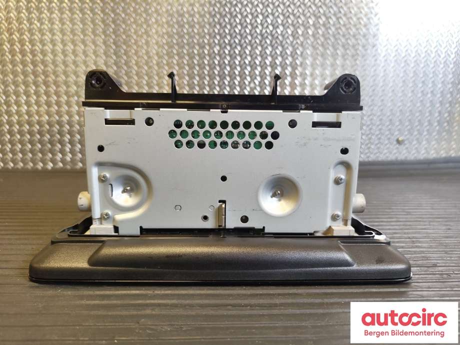 Multimedia display (MCU - Media Controller Unit) til Mercedes Citan 2021-->> (W420) (W420) (MERCEDES|A 253 900 15 05|)