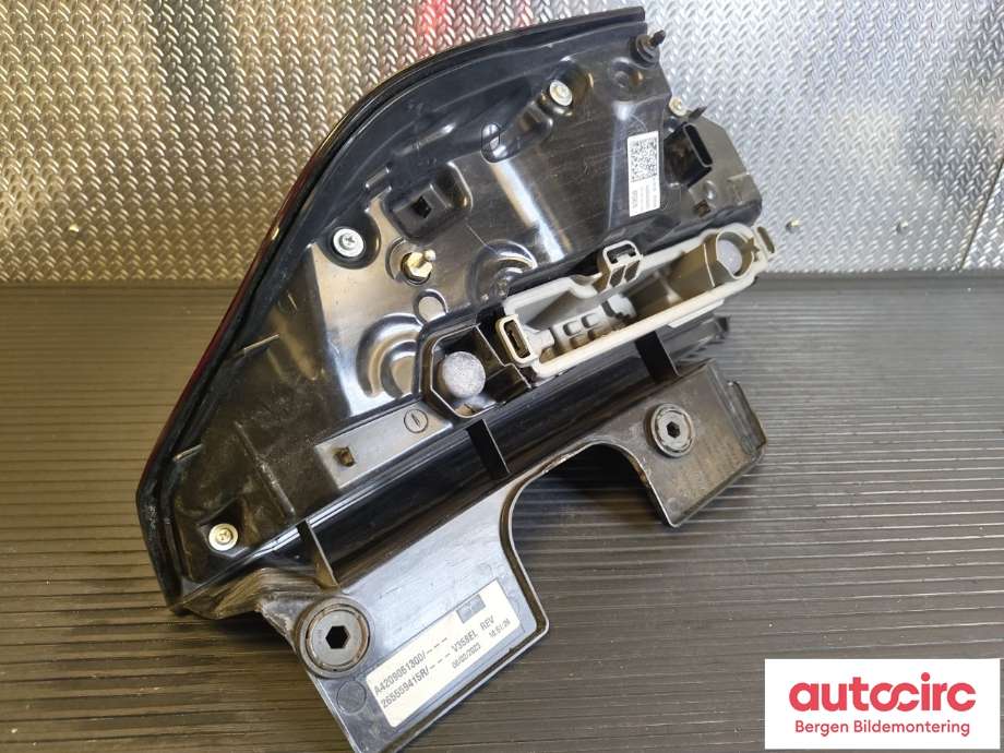 Baklykt venstre til Mercedes Citan 2021-->> (W420) (W420) (MERCEDES|A 420 906 13 00|)