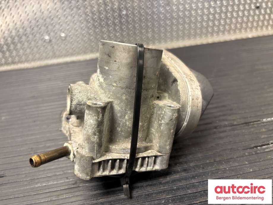 Spjeldhus til Audi A2 2000-2005  (AUDI|036 133 062 L|036 133 255 E|)
