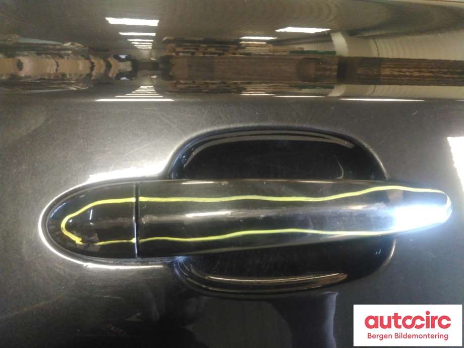 Dør høyre foran til BMW X3 2007-2010 (Fase 2) (E83) (E83) (BMW|41 00 3 451 016|)