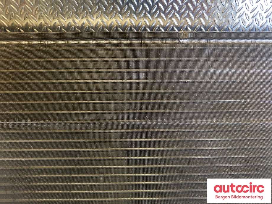 Radiator (automat gir) til Mercedes Citan 2021-->> (W420) (W420) (MERCEDES|A 420 500 13 00|)