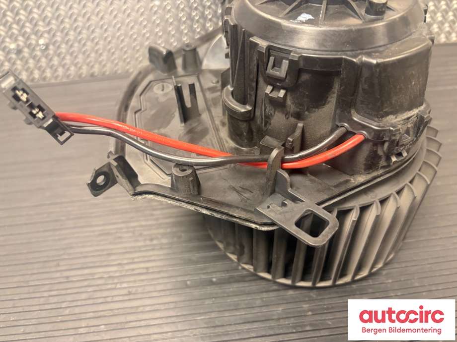 Varmeapparat motor til VW Transporter / Caravelle 2015-2019 (T6) (T6) (VOLKSWAGEN|7E0 819 021 A|7H0 819 021 A|)