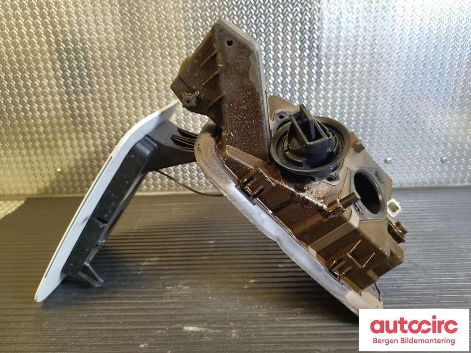 Tanklokk til Mercedes Citan 2021-->> (W420) (W420) (MERCEDES|A 420 754 04 00|A 420 750 00 00|)