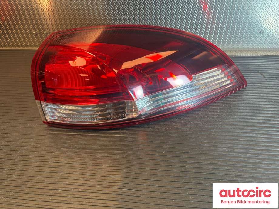 Baklykt høyre til Renault Clio 2012-2016 (Type IV, Fase 1) (RENAULT|265507408R|)