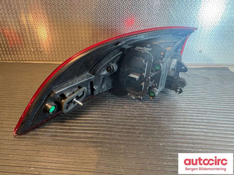 Baklykt høyre til Renault Clio 2012-2016 (Type IV, Fase 1) (RENAULT|265507408R|)