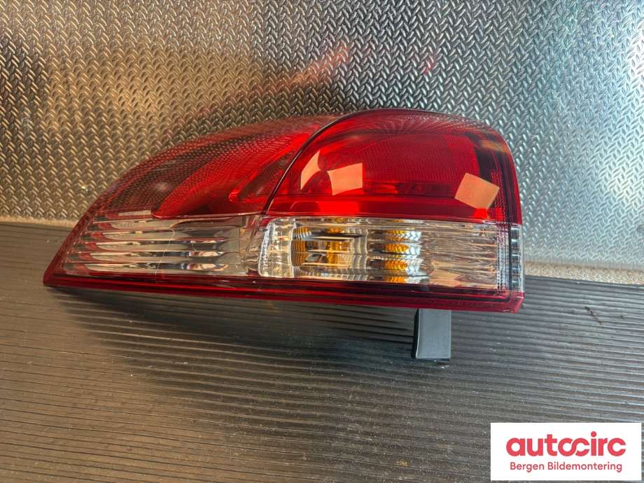 Baklykt venstre til Renault Clio 2012-2016 (Type IV, Fase 1) (RENAULT|265551445R|)
