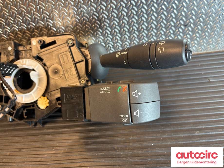 Bryter combi til Renault Clio 2012-2016 (Type IV, Fase 1)  (RENAULT|255677302R|255405718R|8201168016)