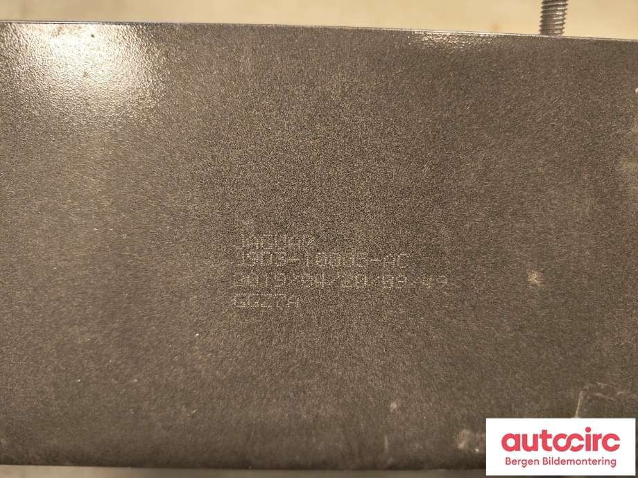 Støtfangerforsterkning foran til Jaguar I-PACE 2018-->>  (JAGUAR|T4K1915|T4K10285|SAJ9D310005AA)