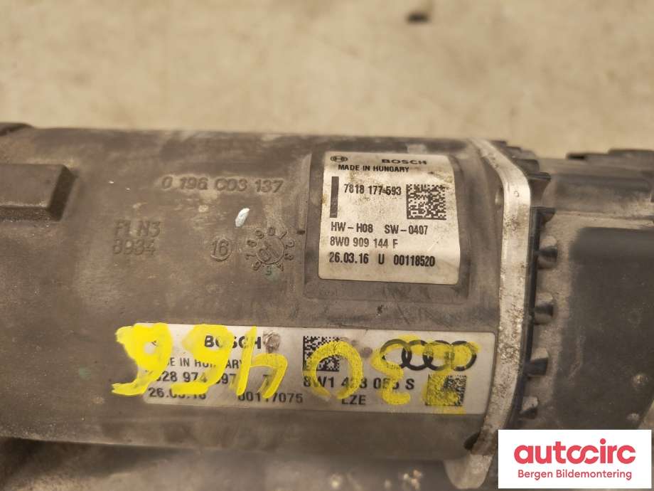 Tannstang elektrisk til Audi A4 2015-2019 (Type V, Fase 1) (B9) (B9) (AUDI|8W1 423 055 S|8W1 423 055 AJ|)